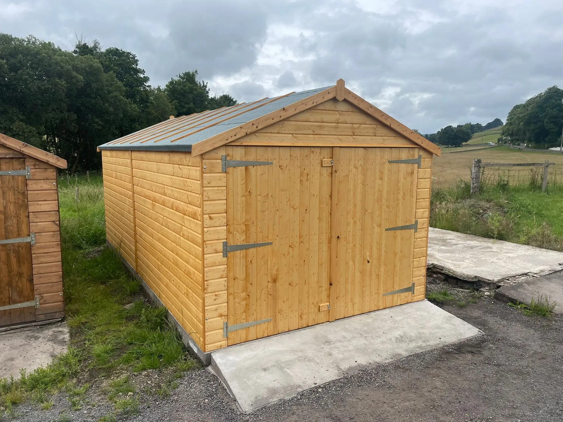 Quality garage build